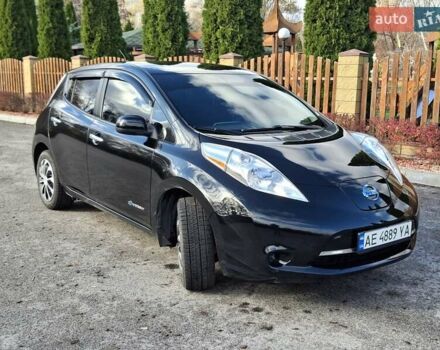 Чорний Ніссан Ліф, об'ємом двигуна 0 л та пробігом 156 тис. км за 8000 $, фото 3 на Automoto.ua