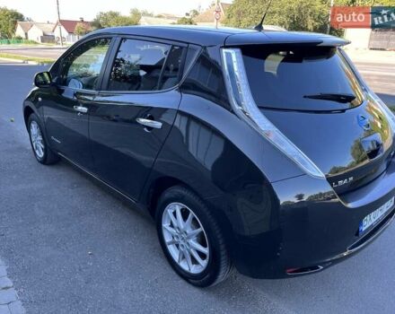 Черный Ниссан Лиф, объемом двигателя 0 л и пробегом 137 тыс. км за 8099 $, фото 8 на Automoto.ua