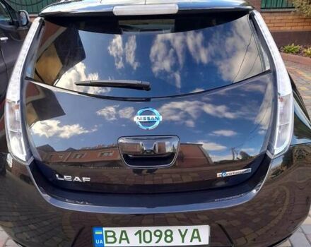 Чорний Ніссан Ліф, об'ємом двигуна 0 л та пробігом 137 тис. км за 8600 $, фото 6 на Automoto.ua