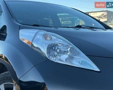 Черный Ниссан Лиф, объемом двигателя 0 л и пробегом 119 тыс. км за 7990 $, фото 11 на Automoto.ua