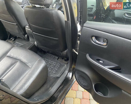 Черный Ниссан Лиф, объемом двигателя 0 л и пробегом 124 тыс. км за 7200 $, фото 12 на Automoto.ua