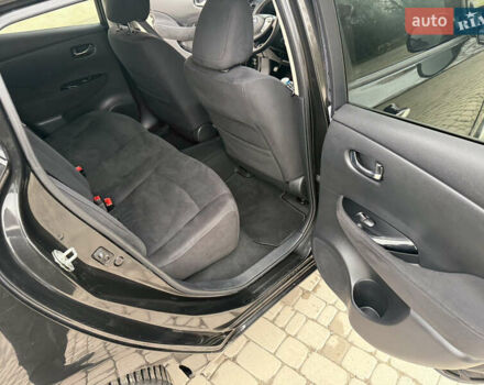 Черный Ниссан Лиф, объемом двигателя 0 л и пробегом 114 тыс. км за 6800 $, фото 8 на Automoto.ua