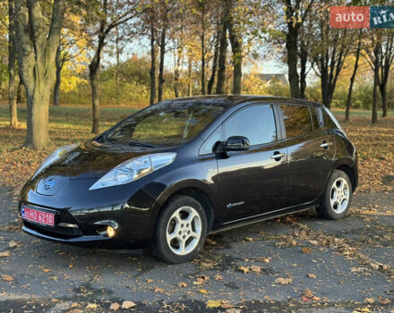 Черный Ниссан Лиф, объемом двигателя 0 л и пробегом 161 тыс. км за 7111 $, фото 5 на Automoto.ua