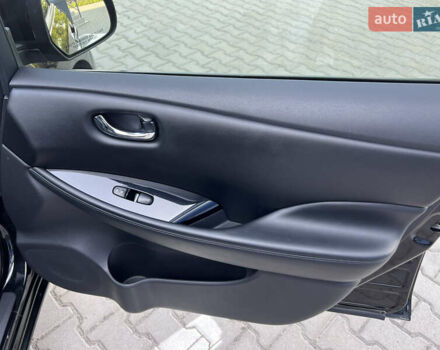 Чорний Ніссан Ліф, об'ємом двигуна 0 л та пробігом 94 тис. км за 6500 $, фото 10 на Automoto.ua