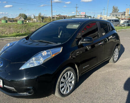 Черный Ниссан Лиф, объемом двигателя 0 л и пробегом 100 тыс. км за 7000 $, фото 2 на Automoto.ua