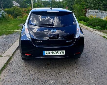Черный Ниссан Лиф, объемом двигателя 0 л и пробегом 102 тыс. км за 9500 $, фото 4 на Automoto.ua