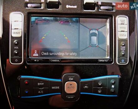 Черный Ниссан Лиф, объемом двигателя 0 л и пробегом 92 тыс. км за 9999 $, фото 13 на Automoto.ua