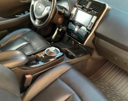 Чорний Ніссан Ліф, об'ємом двигуна 0 л та пробігом 137 тис. км за 8600 $, фото 12 на Automoto.ua