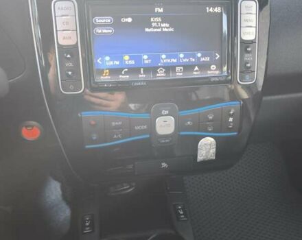 Черный Ниссан Лиф, объемом двигателя 0 л и пробегом 130 тыс. км за 7500 $, фото 35 на Automoto.ua