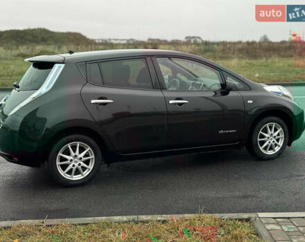 Черный Ниссан Лиф, объемом двигателя 0 л и пробегом 110 тыс. км за 7500 $, фото 3 на Automoto.ua