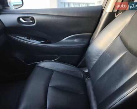 Черный Ниссан Лиф, объемом двигателя 0 л и пробегом 130 тыс. км за 7500 $, фото 41 на Automoto.ua