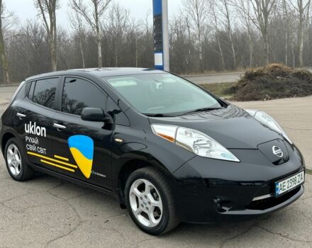 Черный Ниссан Лиф, объемом двигателя 0 л и пробегом 160 тыс. км за 5500 $, фото 3 на Automoto.ua