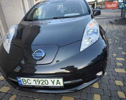 Черный Ниссан Лиф, объемом двигателя 0 л и пробегом 130 тыс. км за 7500 $, фото 7 на Automoto.ua