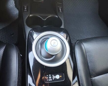 Черный Ниссан Лиф, объемом двигателя 0 л и пробегом 130 тыс. км за 7500 $, фото 34 на Automoto.ua