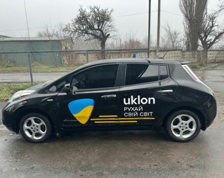 Черный Ниссан Лиф, объемом двигателя 0 л и пробегом 160 тыс. км за 5500 $, фото 7 на Automoto.ua