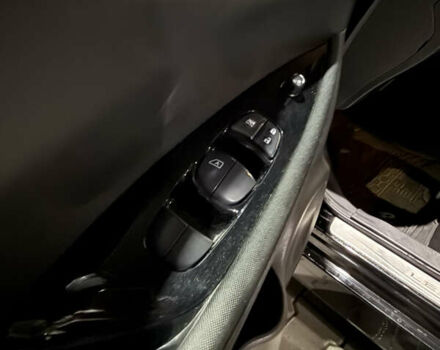 Черный Ниссан Лиф, объемом двигателя 0 л и пробегом 94 тыс. км за 12200 $, фото 13 на Automoto.ua