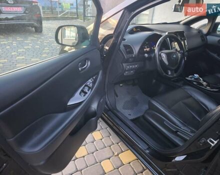 Черный Ниссан Лиф, объемом двигателя 0 л и пробегом 130 тыс. км за 7500 $, фото 42 на Automoto.ua