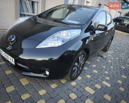 Черный Ниссан Лиф, объемом двигателя 0 л и пробегом 130 тыс. км за 7500 $, фото 3 на Automoto.ua