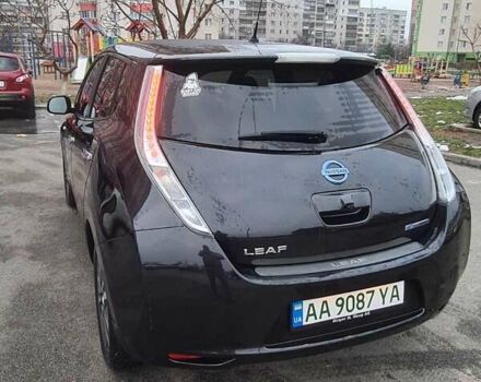 Черный Ниссан Лиф, объемом двигателя 0 л и пробегом 157 тыс. км за 8300 $, фото 4 на Automoto.ua