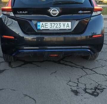 Черный Ниссан Лиф, объемом двигателя 0 л и пробегом 114 тыс. км за 11990 $, фото 13 на Automoto.ua