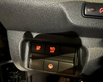 Черный Ниссан Лиф, объемом двигателя 0 л и пробегом 94 тыс. км за 12200 $, фото 26 на Automoto.ua