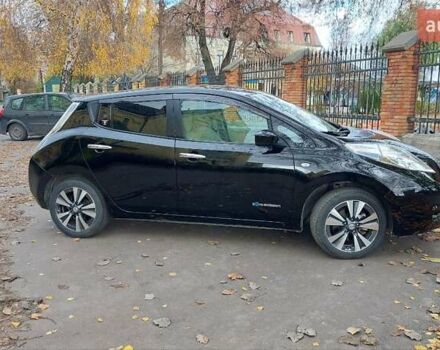 Черный Ниссан Лиф, объемом двигателя 0 л и пробегом 104 тыс. км за 7700 $, фото 18 на Automoto.ua