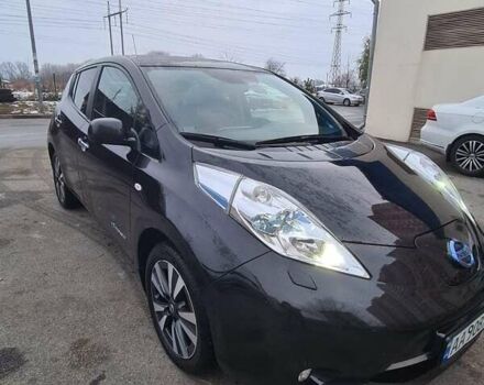 Черный Ниссан Лиф, объемом двигателя 0 л и пробегом 157 тыс. км за 8300 $, фото 17 на Automoto.ua