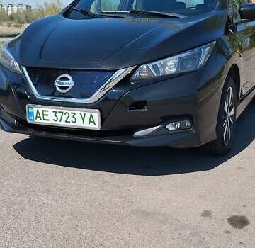 Черный Ниссан Лиф, объемом двигателя 0 л и пробегом 114 тыс. км за 11990 $, фото 18 на Automoto.ua