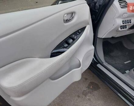 Черный Ниссан Лиф, объемом двигателя 0 л и пробегом 104 тыс. км за 7700 $, фото 39 на Automoto.ua