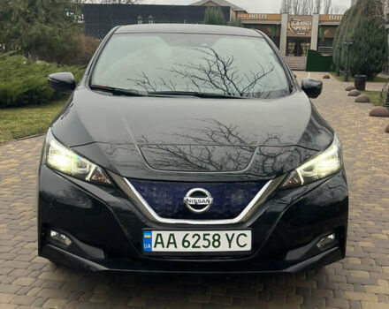 Черный Ниссан Лиф, объемом двигателя 0 л и пробегом 116 тыс. км за 12500 $, фото 4 на Automoto.ua