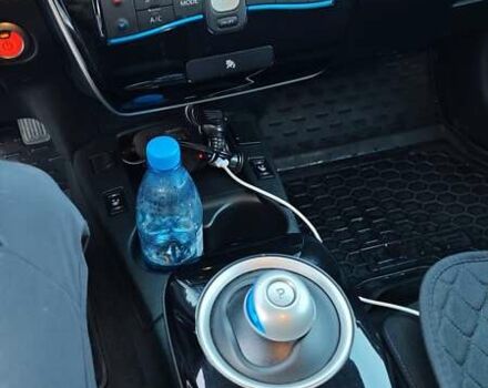 Черный Ниссан Лиф, объемом двигателя 0 л и пробегом 148 тыс. км за 7800 $, фото 6 на Automoto.ua