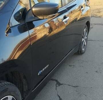 Черный Ниссан Лиф, объемом двигателя 0 л и пробегом 114 тыс. км за 11990 $, фото 10 на Automoto.ua