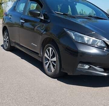 Черный Ниссан Лиф, объемом двигателя 0 л и пробегом 114 тыс. км за 11990 $, фото 19 на Automoto.ua