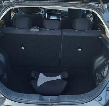 Черный Ниссан Лиф, объемом двигателя 0 л и пробегом 114 тыс. км за 11990 $, фото 15 на Automoto.ua