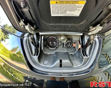 Черный Ниссан Лиф, объемом двигателя 80 л и пробегом 72 тыс. км за 8500 $, фото 8 на Automoto.ua