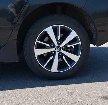 Черный Ниссан Лиф, объемом двигателя 0 л и пробегом 114 тыс. км за 11990 $, фото 21 на Automoto.ua