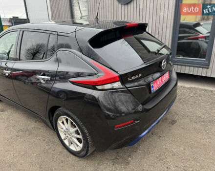 Черный Ниссан Лиф, объемом двигателя 0 л и пробегом 173 тыс. км за 11000 $, фото 8 на Automoto.ua