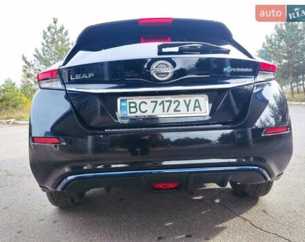 Чорний Ніссан Ліф, об'ємом двигуна 0 л та пробігом 155 тис. км за 12500 $, фото 21 на Automoto.ua