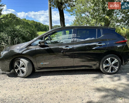 Черный Ниссан Лиф, объемом двигателя 0 л и пробегом 119 тыс. км за 13500 $, фото 7 на Automoto.ua