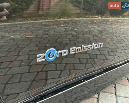 Черный Ниссан Лиф, объемом двигателя 0 л и пробегом 111 тыс. км за 11200 $, фото 36 на Automoto.ua