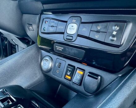 Черный Ниссан Лиф, объемом двигателя 0 л и пробегом 133 тыс. км за 11300 $, фото 17 на Automoto.ua