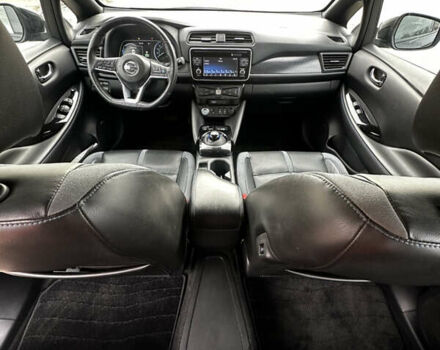 Черный Ниссан Лиф, объемом двигателя 0 л и пробегом 51 тыс. км за 13999 $, фото 10 на Automoto.ua