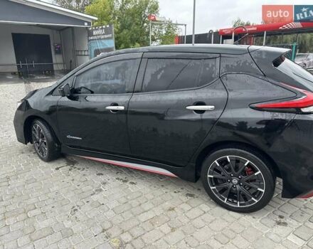 Черный Ниссан Лиф, объемом двигателя 0 л и пробегом 150 тыс. км за 13300 $, фото 2 на Automoto.ua