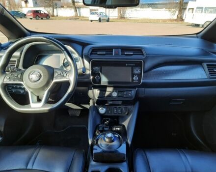 Черный Ниссан Лиф, объемом двигателя 0 л и пробегом 88 тыс. км за 14500 $, фото 8 на Automoto.ua