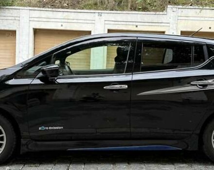 Чорний Ніссан Ліф, об'ємом двигуна 0 л та пробігом 47 тис. км за 12600 $, фото 3 на Automoto.ua