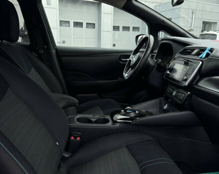 Чорний Ніссан Ліф, об'ємом двигуна 0 л та пробігом 164 тис. км за 11600 $, фото 13 на Automoto.ua