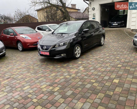 Черный Ниссан Лиф, объемом двигателя 0 л и пробегом 145 тыс. км за 12100 $, фото 4 на Automoto.ua