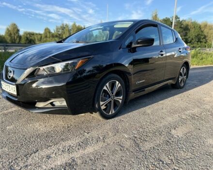 Черный Ниссан Лиф, объемом двигателя 0 л и пробегом 95 тыс. км за 12900 $, фото 4 на Automoto.ua