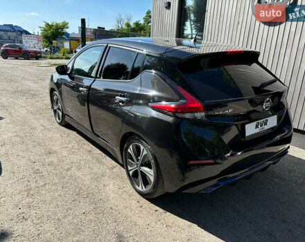 Чорний Ніссан Ліф, об'ємом двигуна 0 л та пробігом 213 тис. км за 10500 $, фото 3 на Automoto.ua