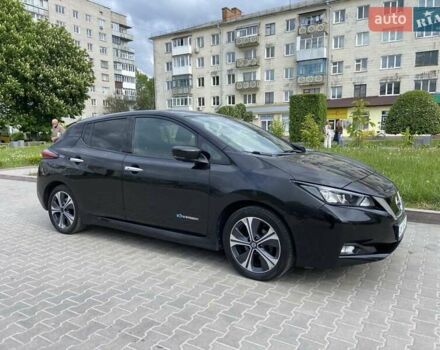 Черный Ниссан Лиф, объемом двигателя 0 л и пробегом 150 тыс. км за 11300 $, фото 24 на Automoto.ua